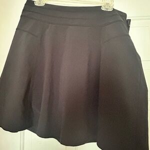Athleta Black Women's everyday Skirt size 10